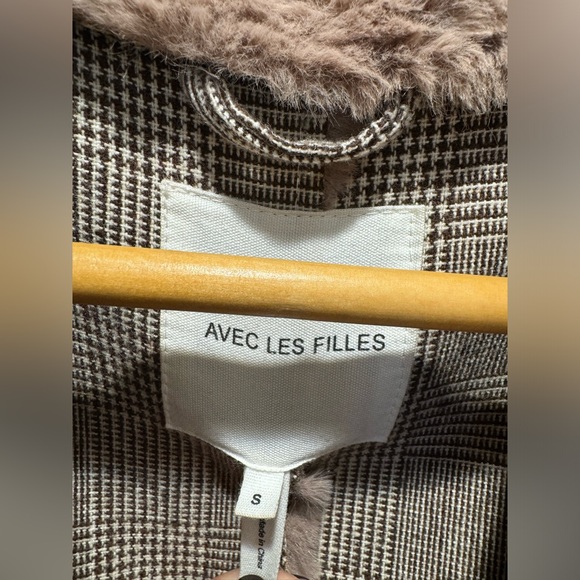 Avec Les Filles faux fur mid length coat - Picture 7 of 7